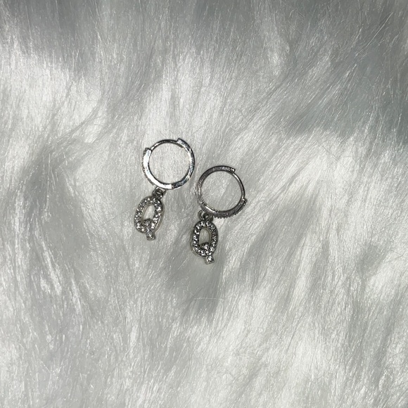 Jewelry - Elegant Silver Letter “Q” Hoop Earrings